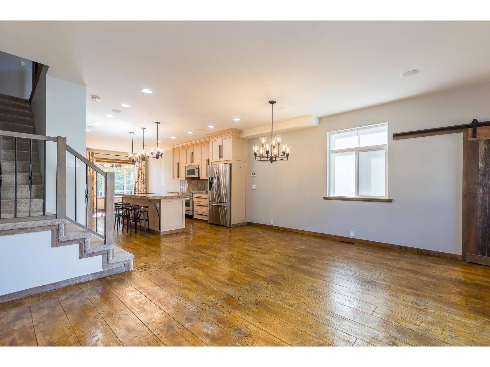 113 33751 7 Avenue Property Photo 19