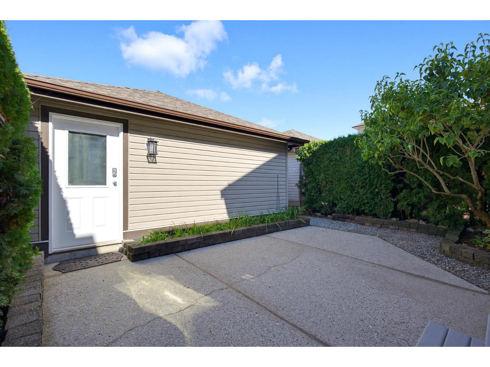 113 33751 7 Avenue Property Photo 36