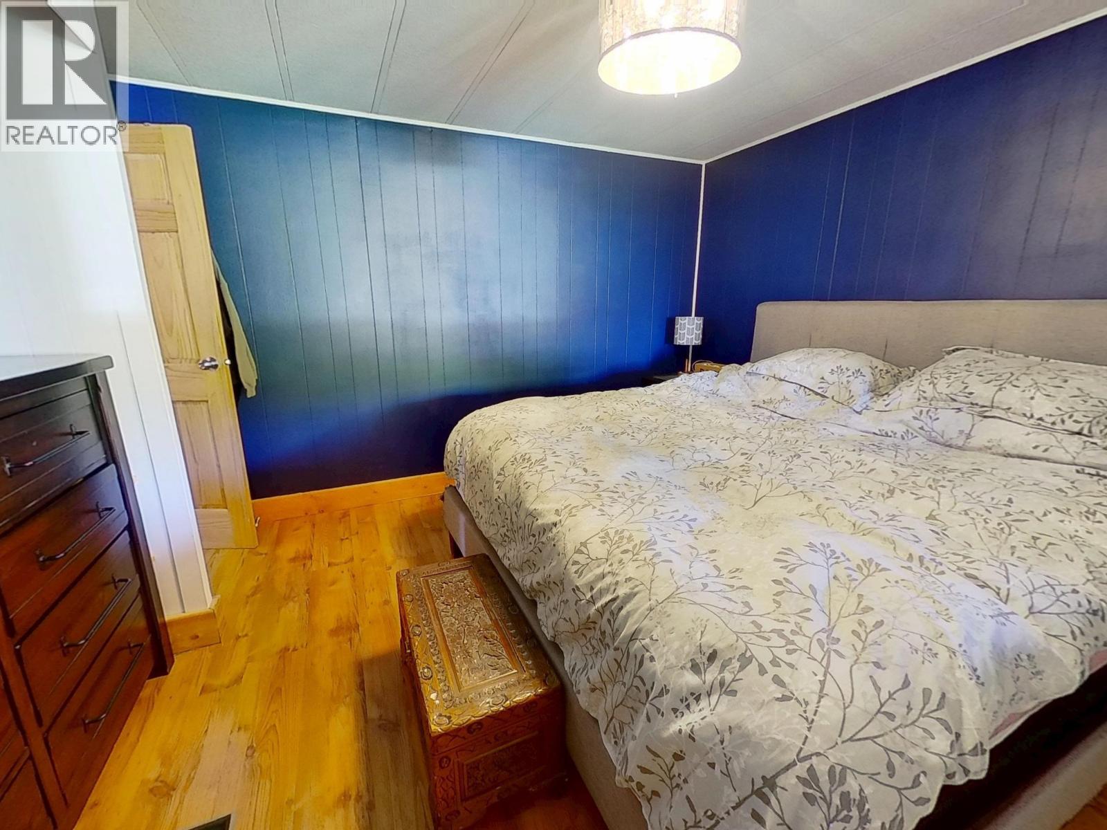 2749 Budd Road Property Photo 12