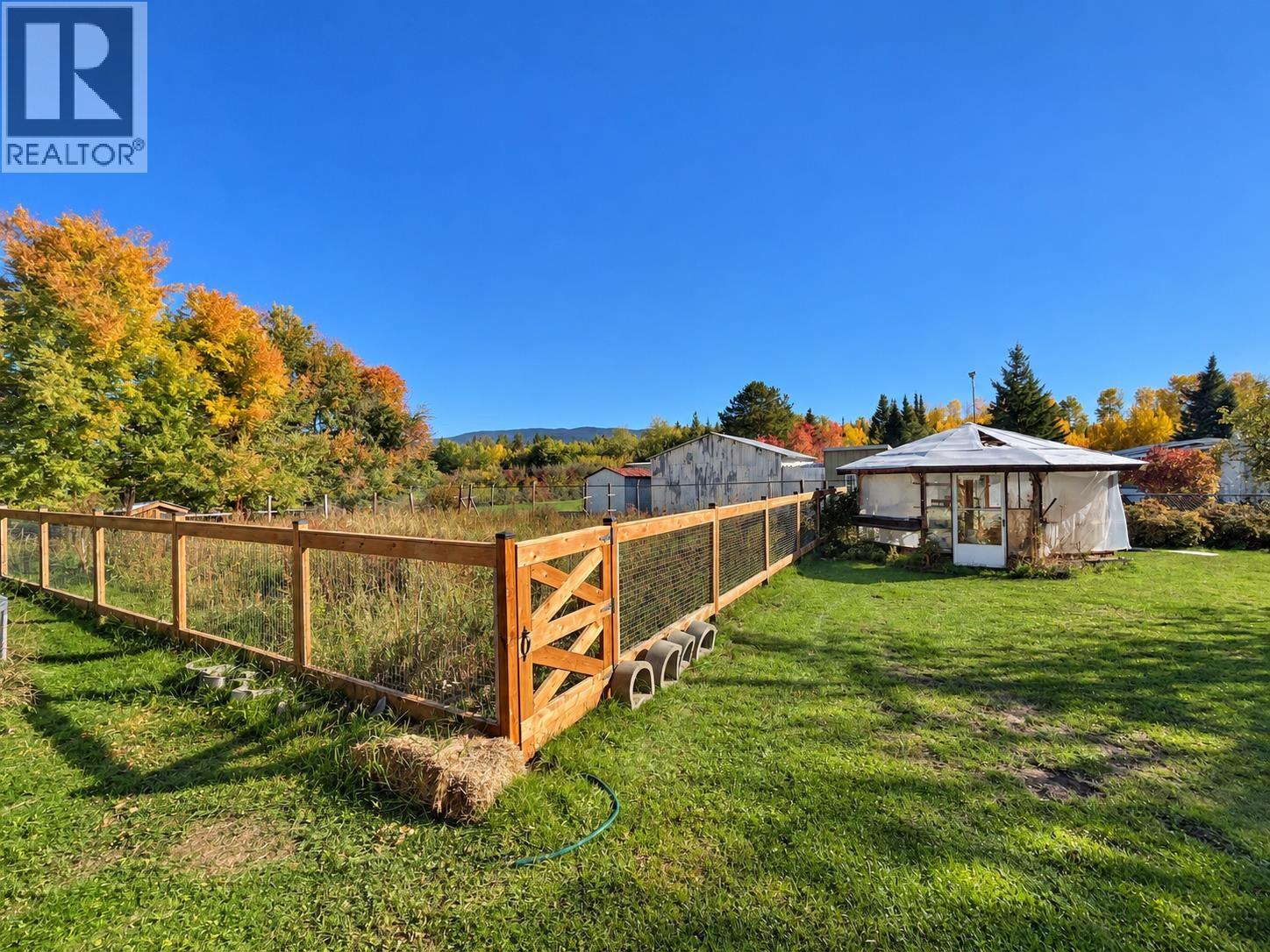 2749 Budd Road Property Photo 25
