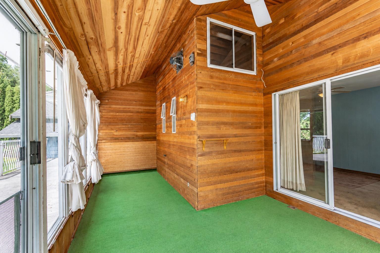 21154 Crush Crescent Crescent Property Photo 14