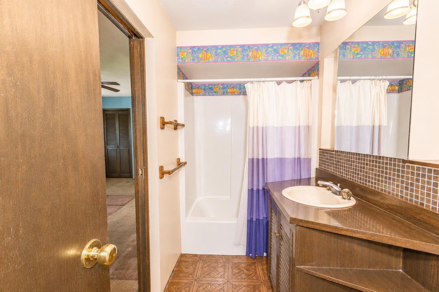 21154 Crush Crescent Crescent Property Photo 15