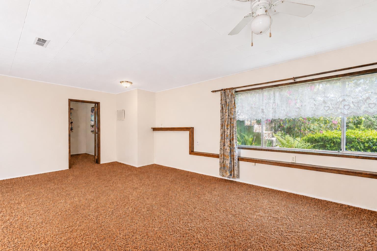 21154 Crush Crescent Crescent Property Photo 19