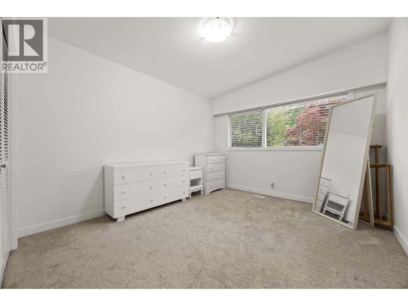 429 Newlands Road Property Photo 17
