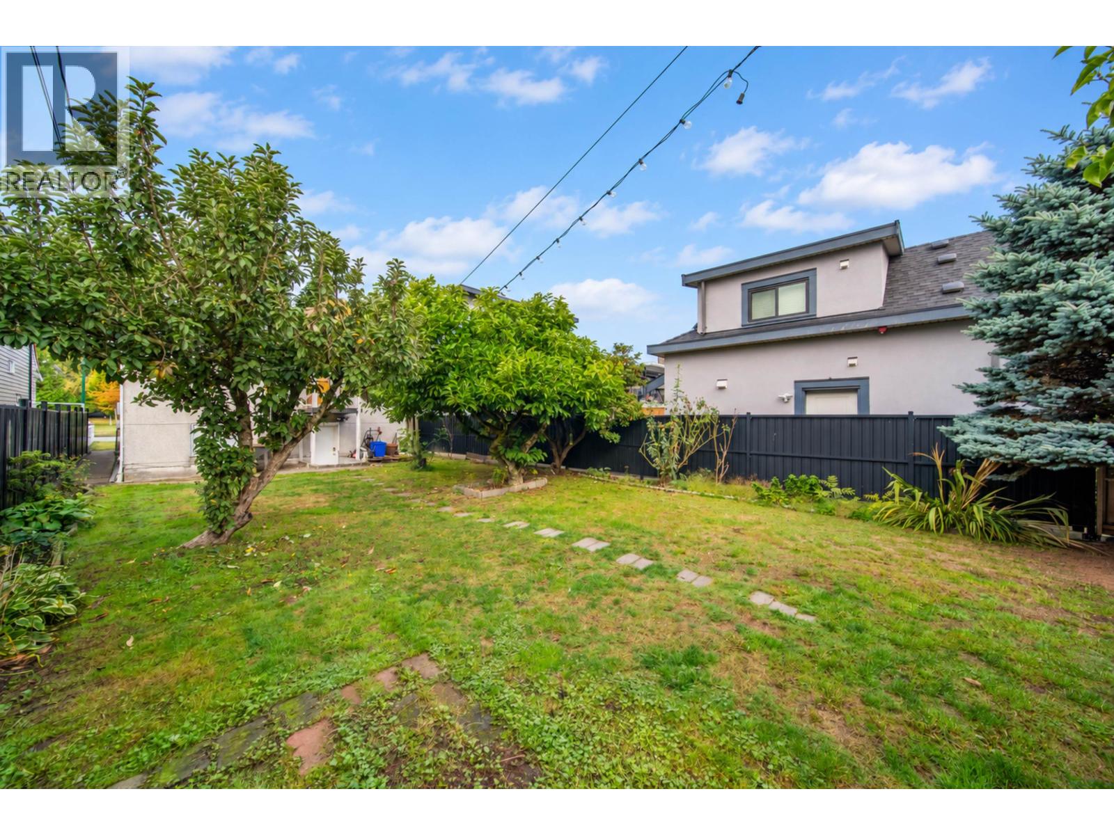 5882 Berkeley Street Property Photo 38