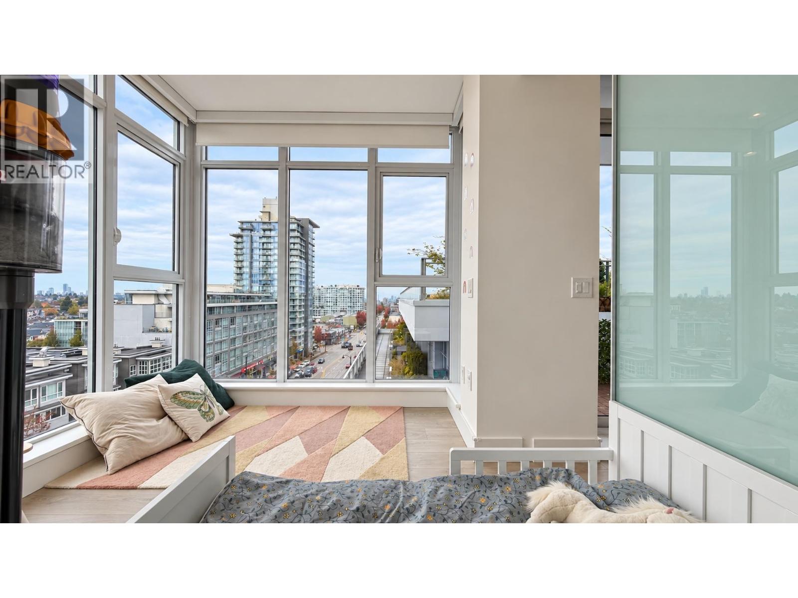 706 2435 Kingsway Property Photo 12