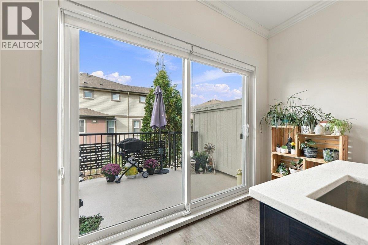 24 10151 240 Street Property Photo 10