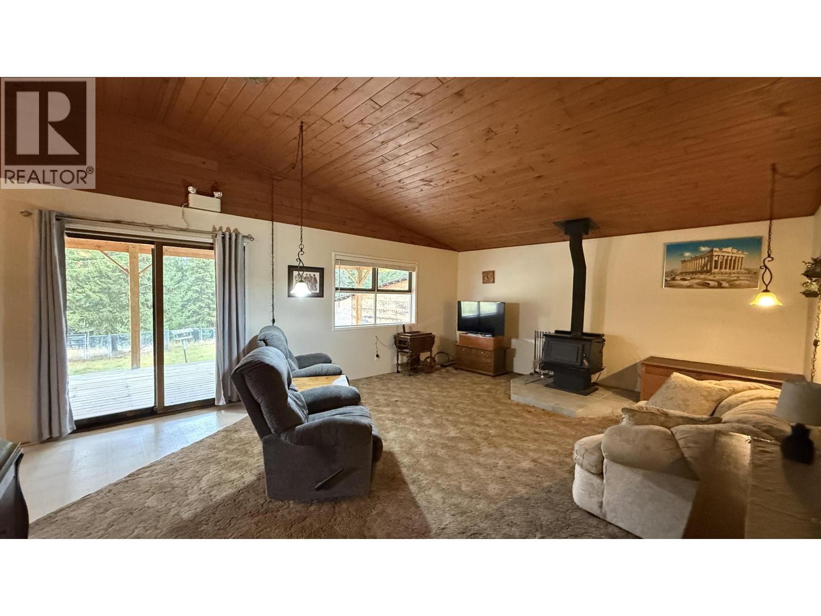 6784 Barnett Road Property Photo 15