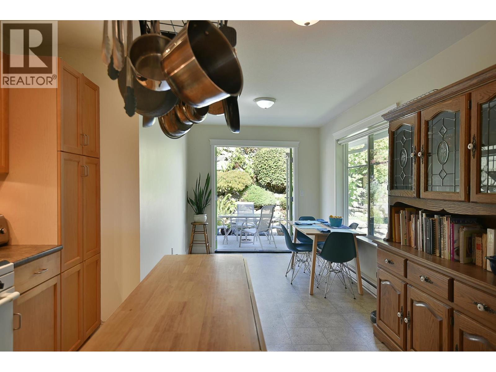 6340 Williams Place Property Photo 6