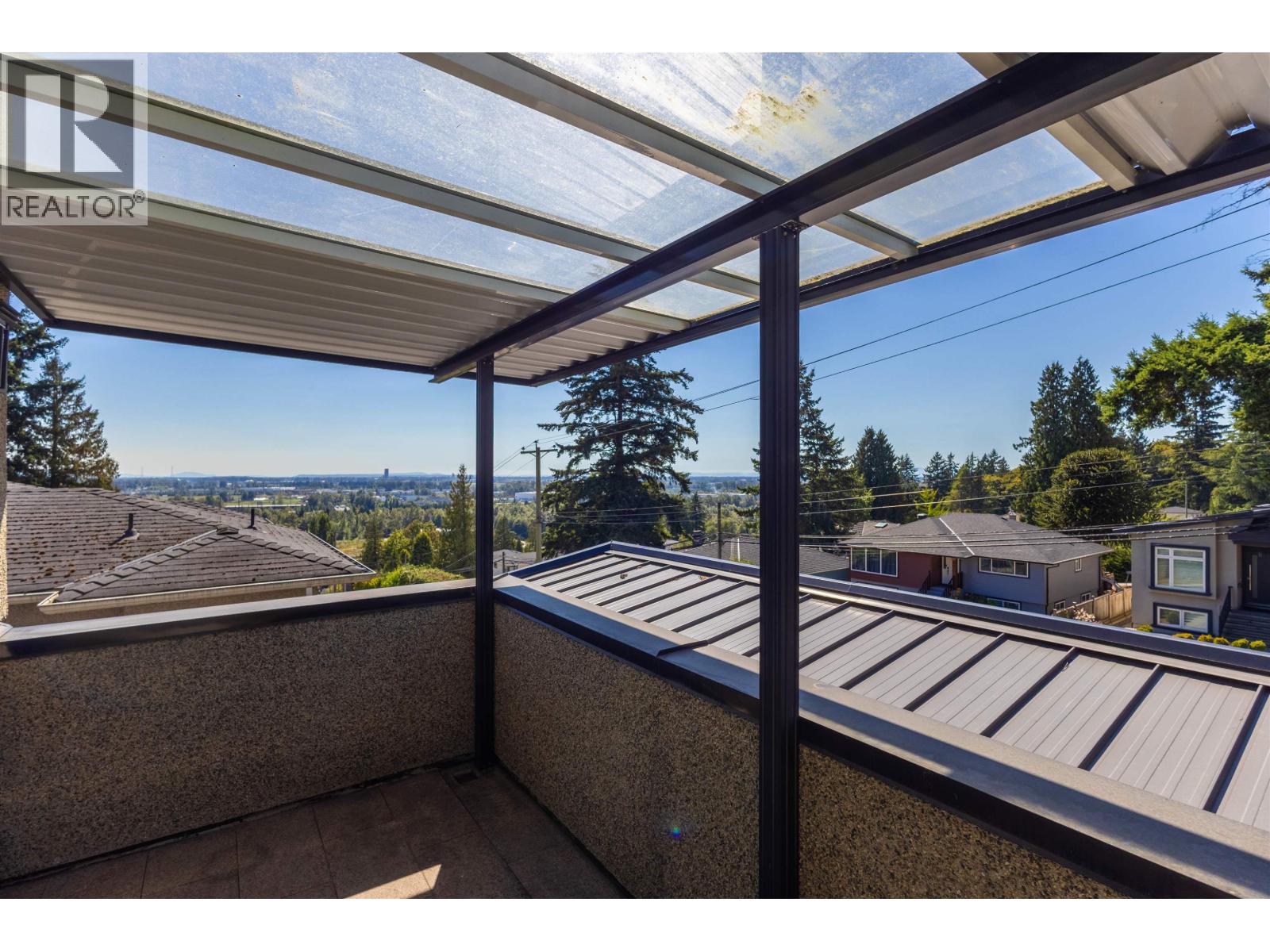 5208 Carson Street Property Photo 29