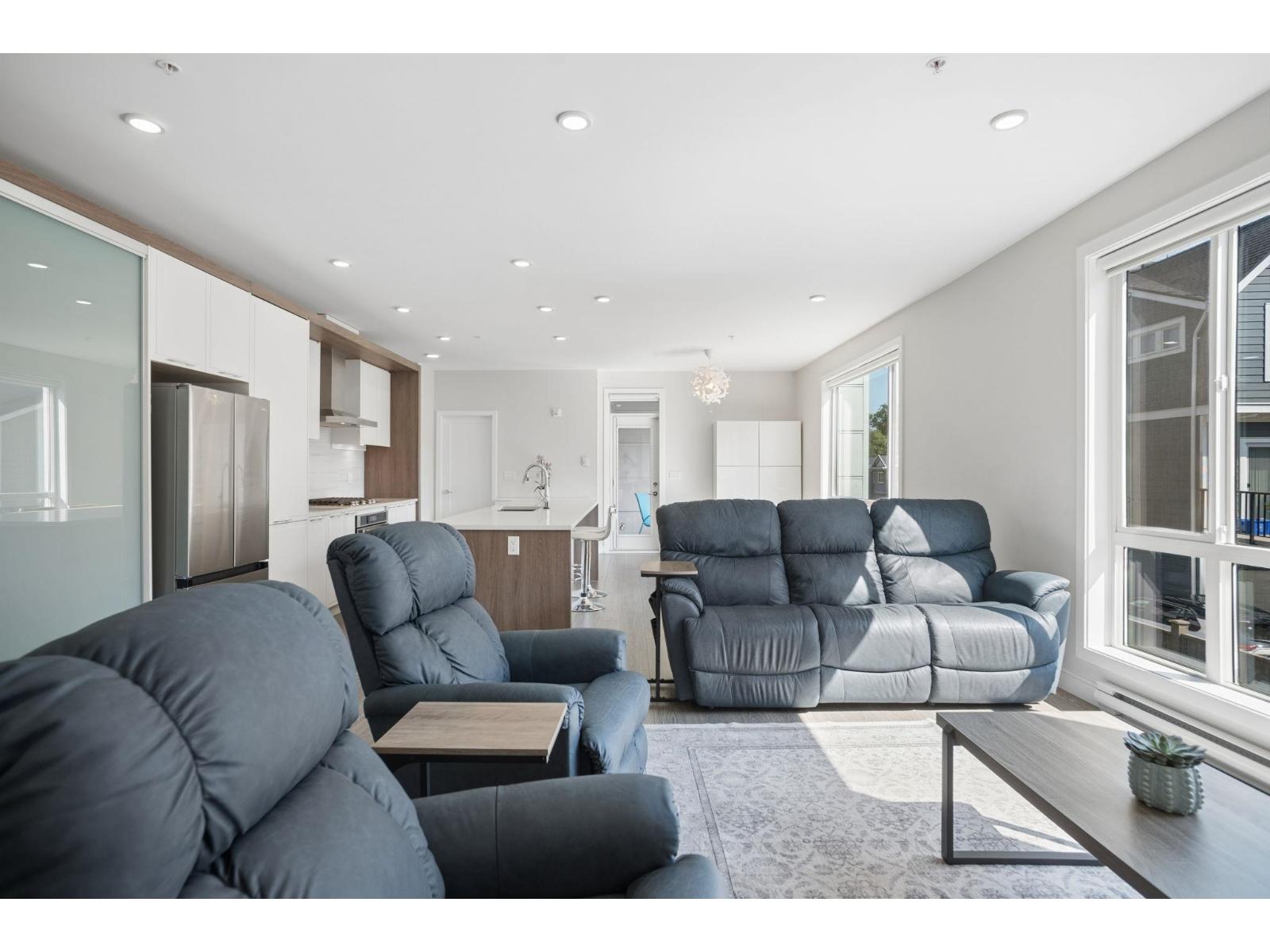 216 11507 84 Avenue Property Photo 10