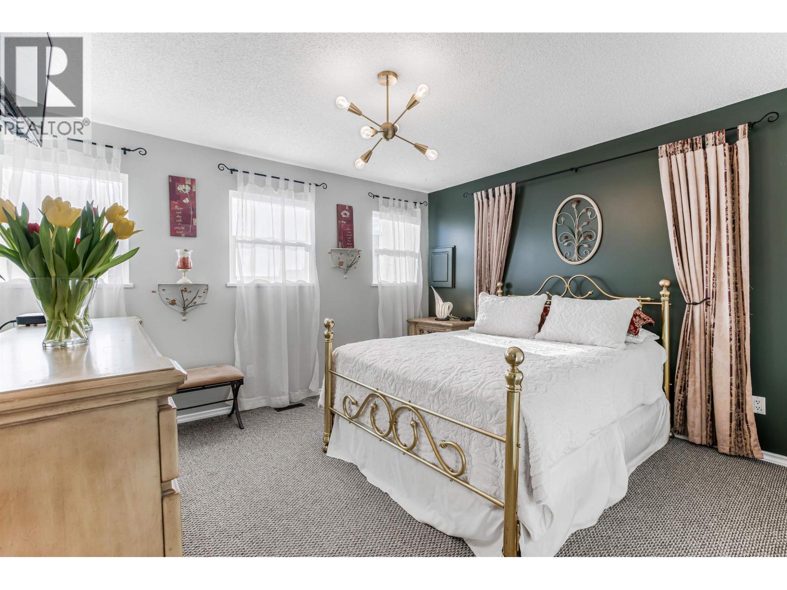 15 11125 232nd Street Property Photo 14