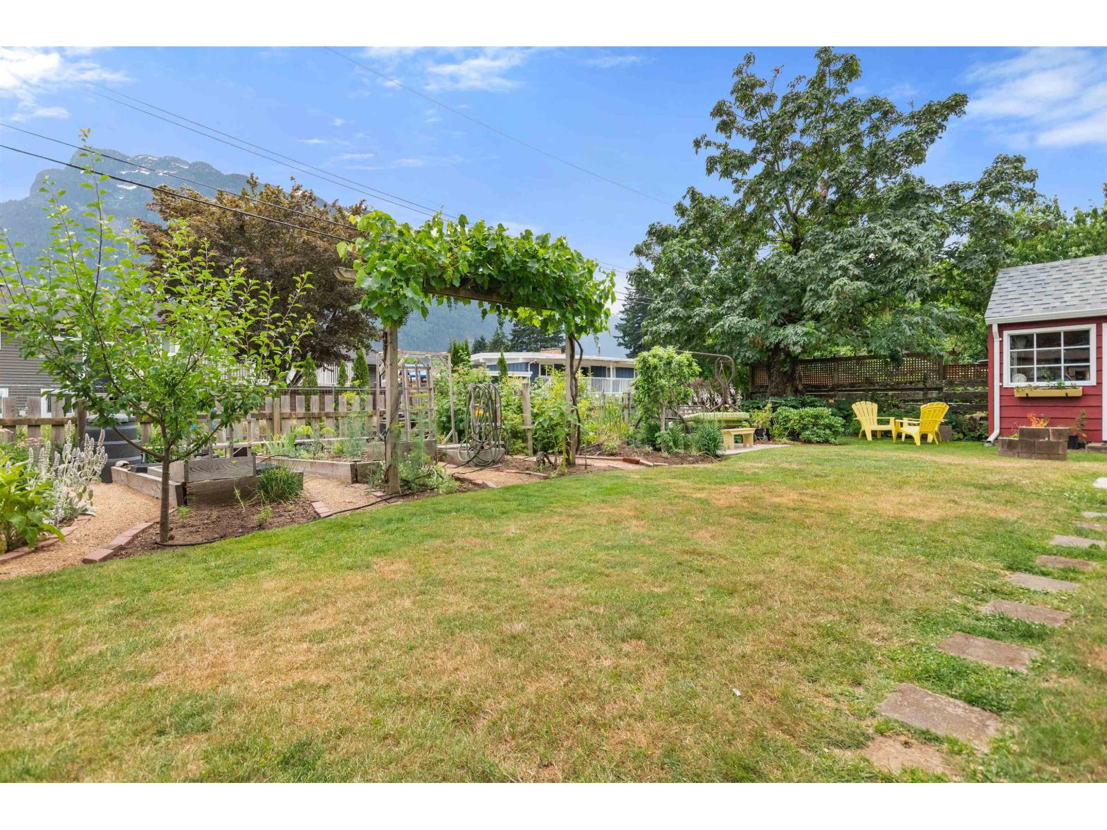 630 Hazel Street Property Photo 37