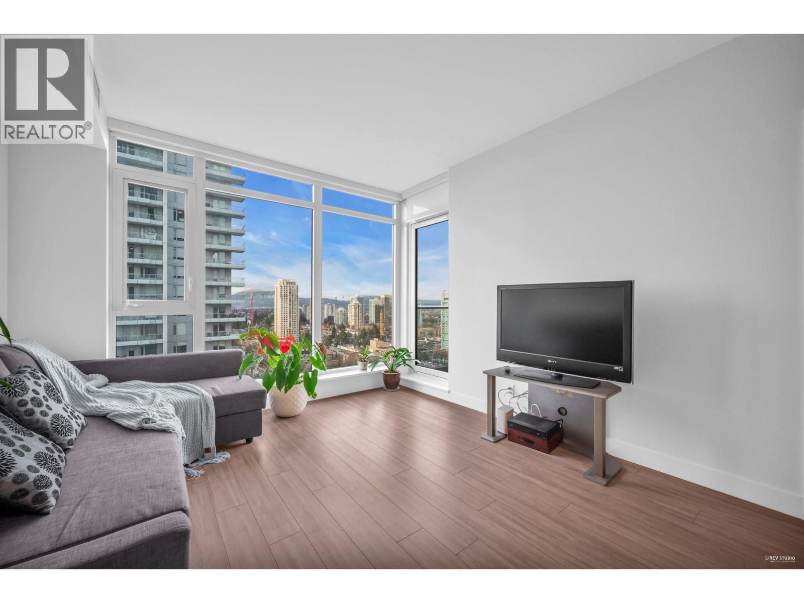 1701 4458 BERESFORD STREET Property Photo 1