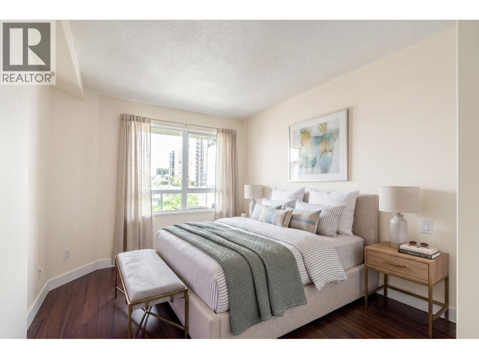 504 5189 Gaston Street Property Photo 7