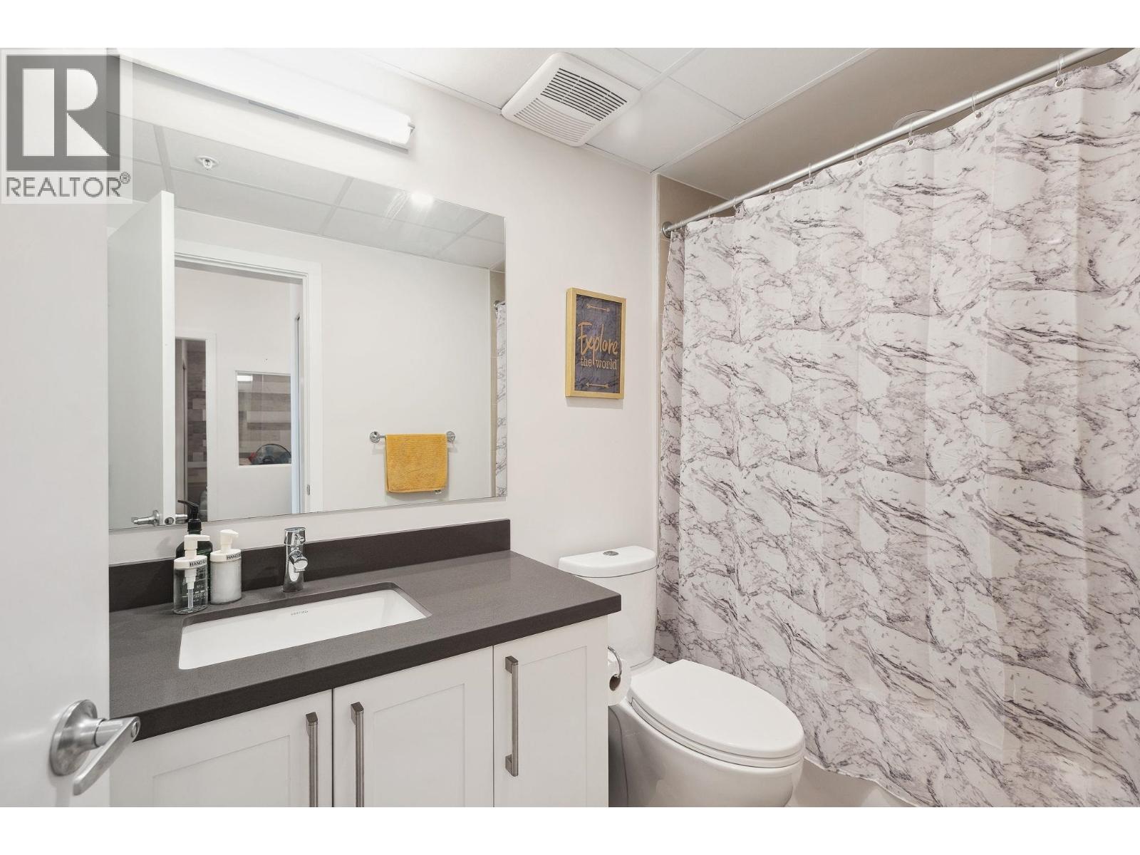 417 10177 River Drive Property Photo 11