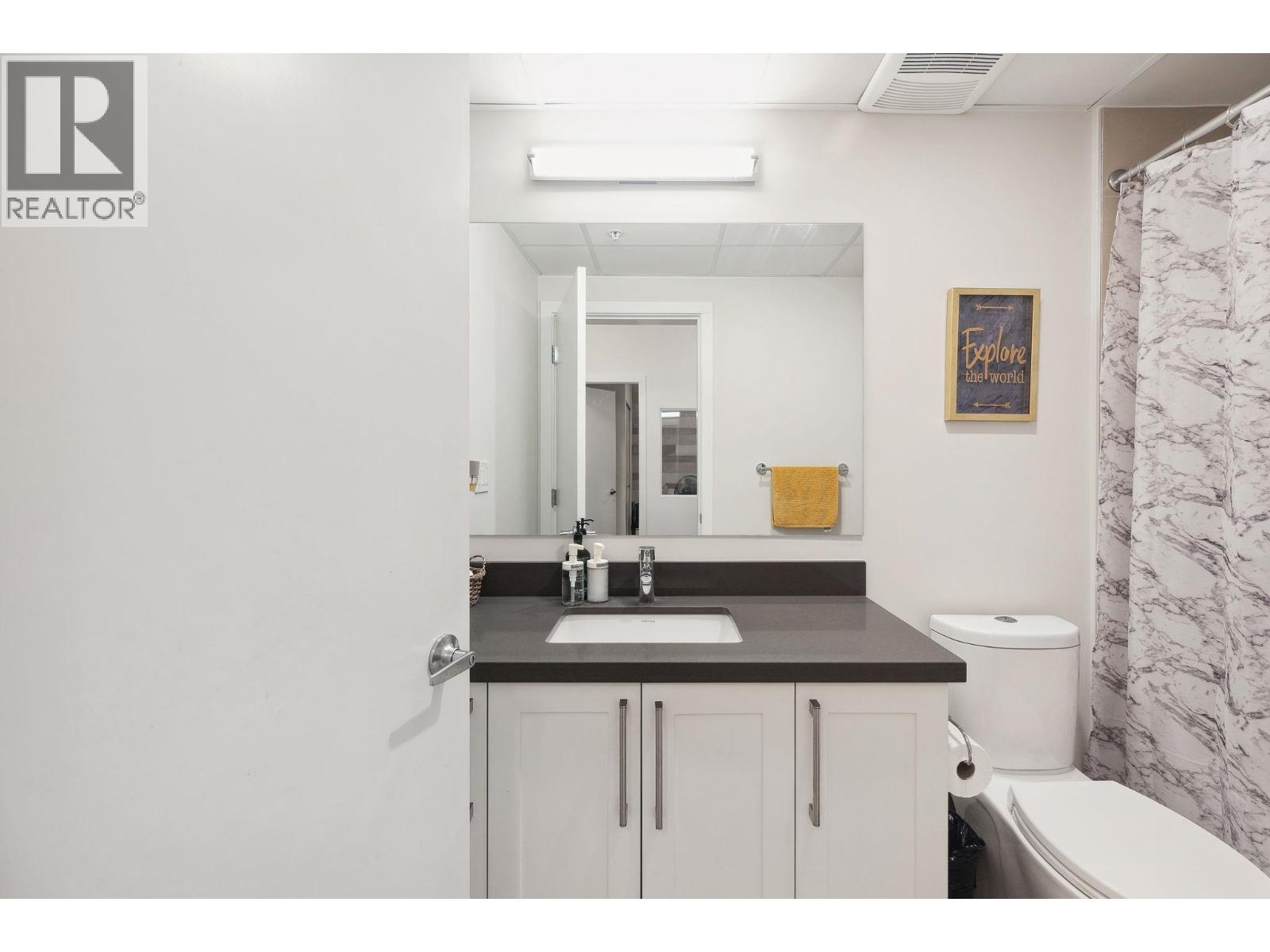 417 10177 River Drive Property Photo 12