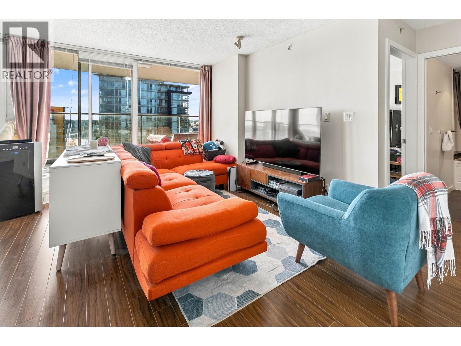 3701 188 Keefer Place Property Photo 4