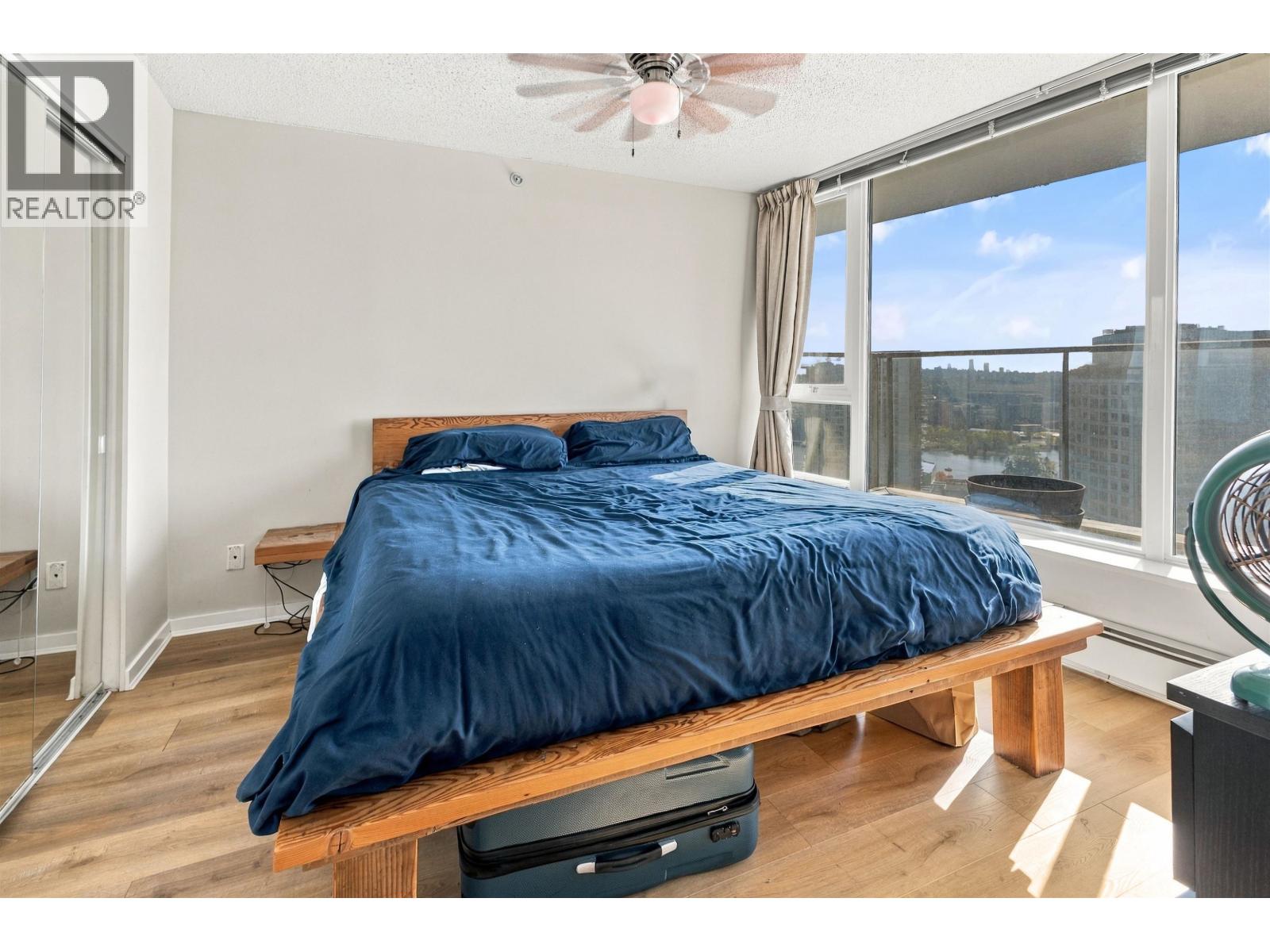 3701 188 Keefer Place Property Photo 14