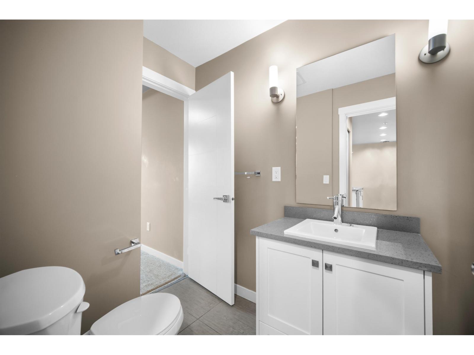 111 2242 Whatcom Road Property Photo 15