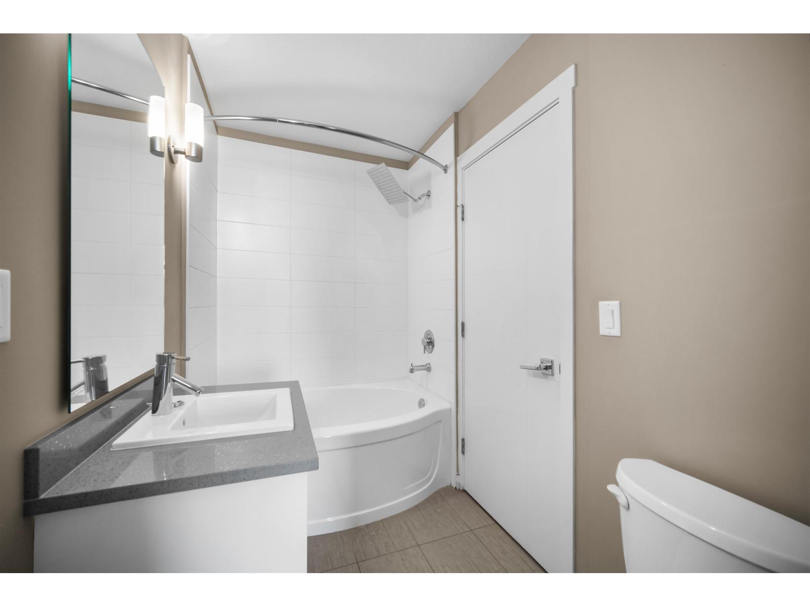 111 2242 Whatcom Road Property Photo 16