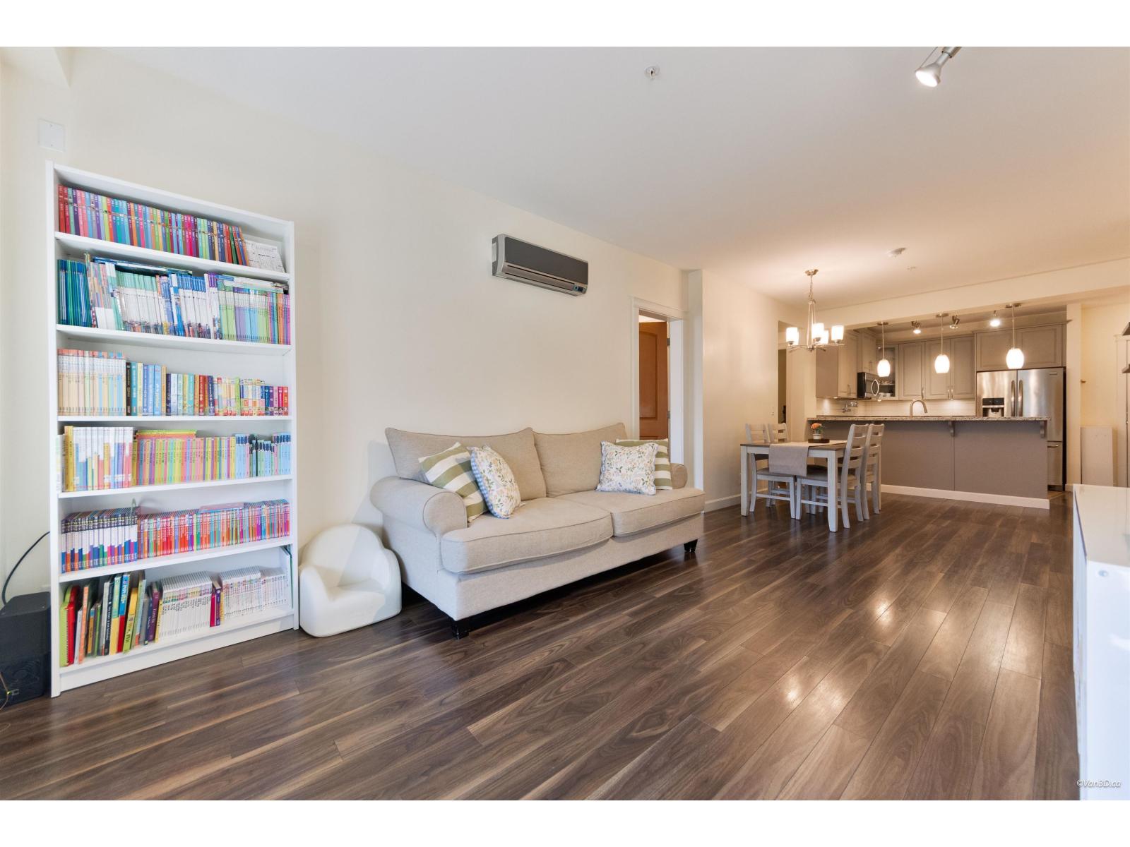 316 8157 207 Street Property Photo 11