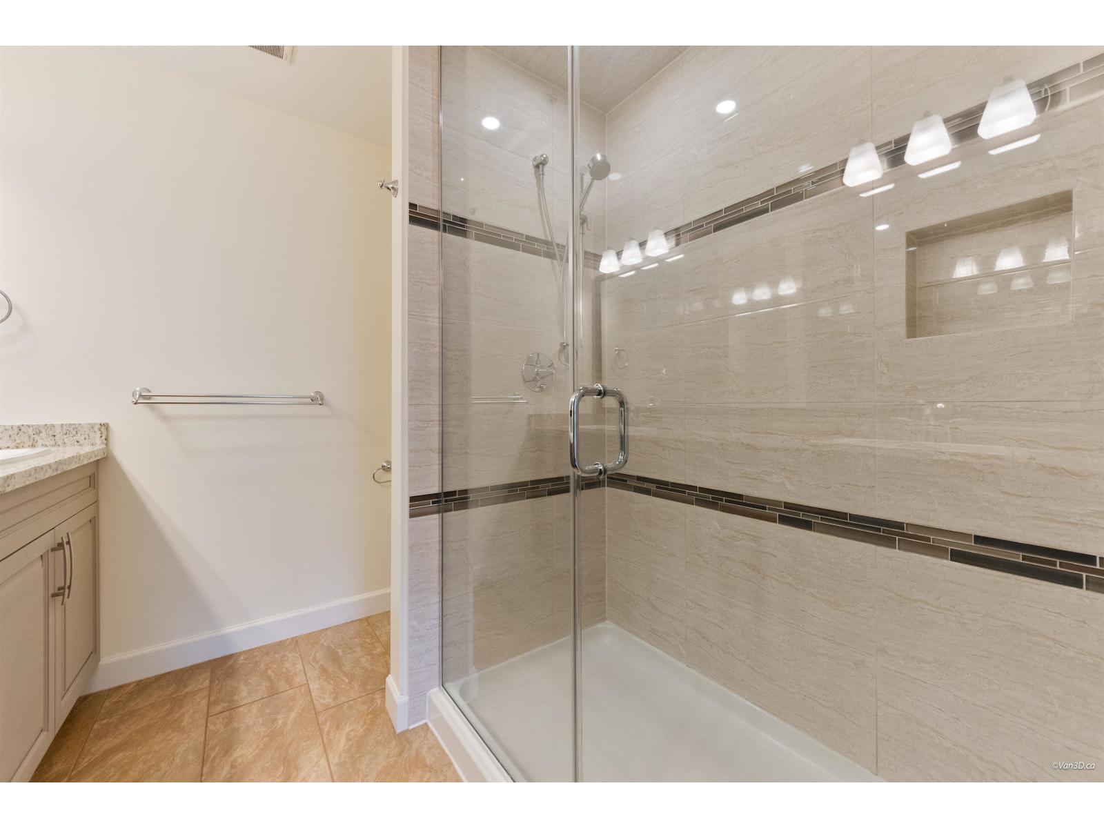 316 8157 207 Street Property Photo 17