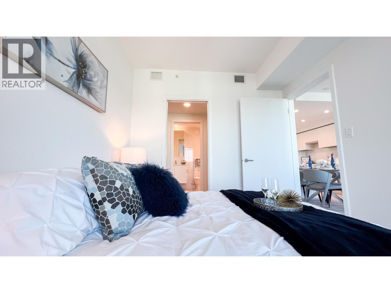 2601 3809 Evergreen Place Property Photo 12