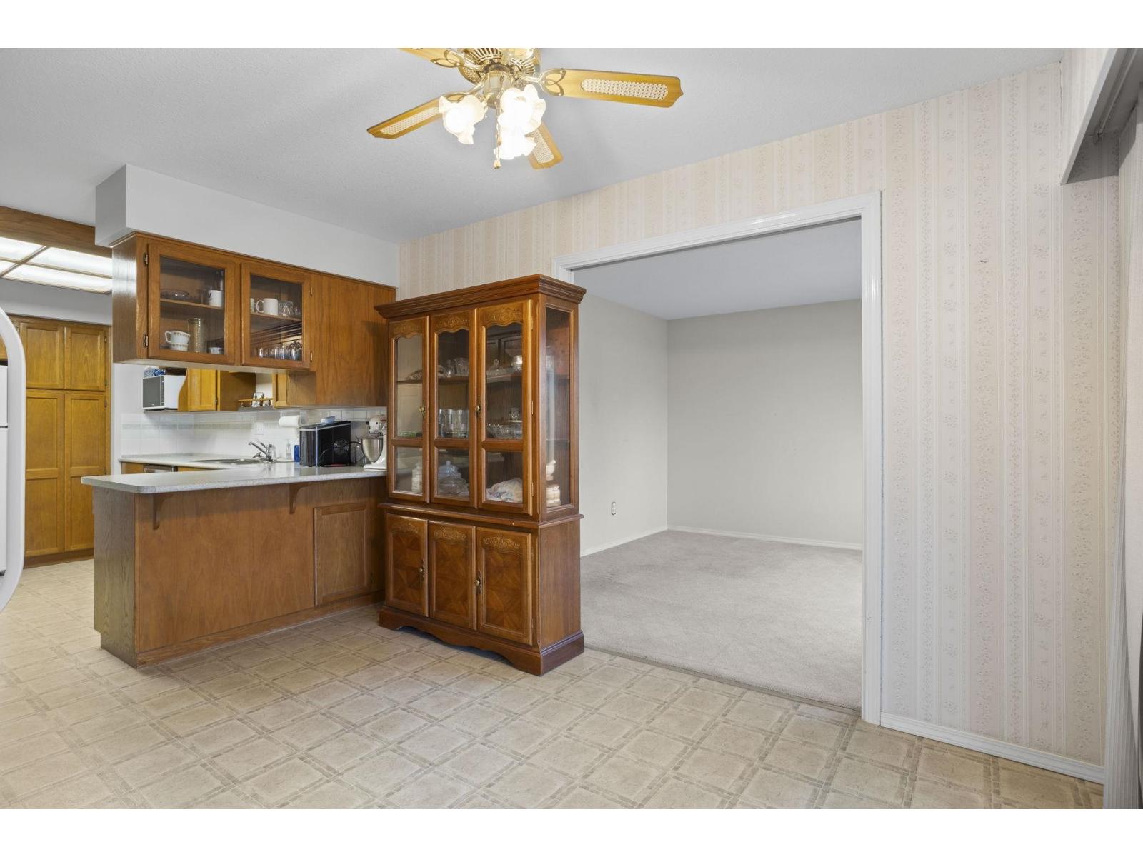 244 32691 Garibaldi Drive Property Photo 7