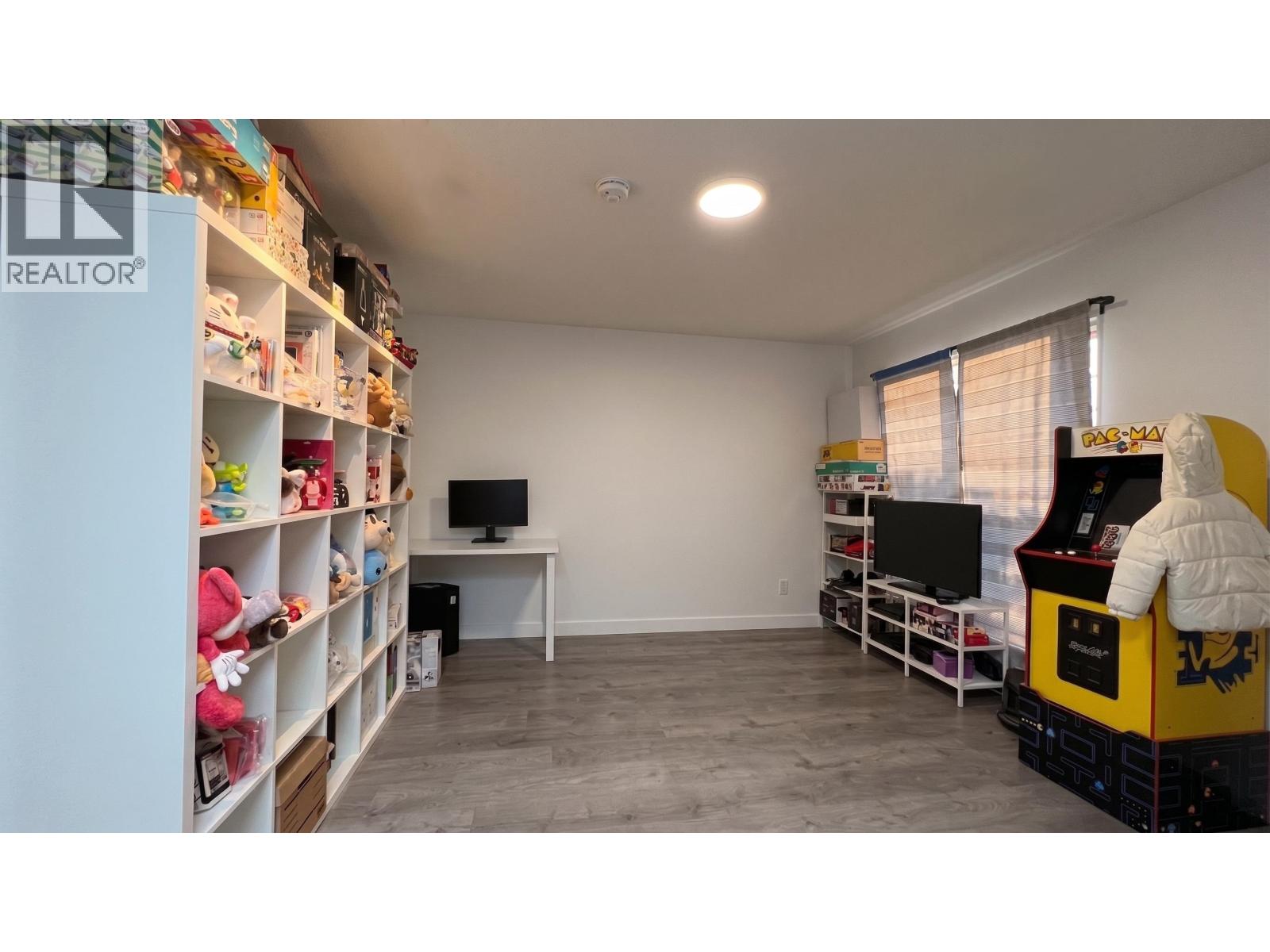 9 8691 Cook Road Property Photo 8