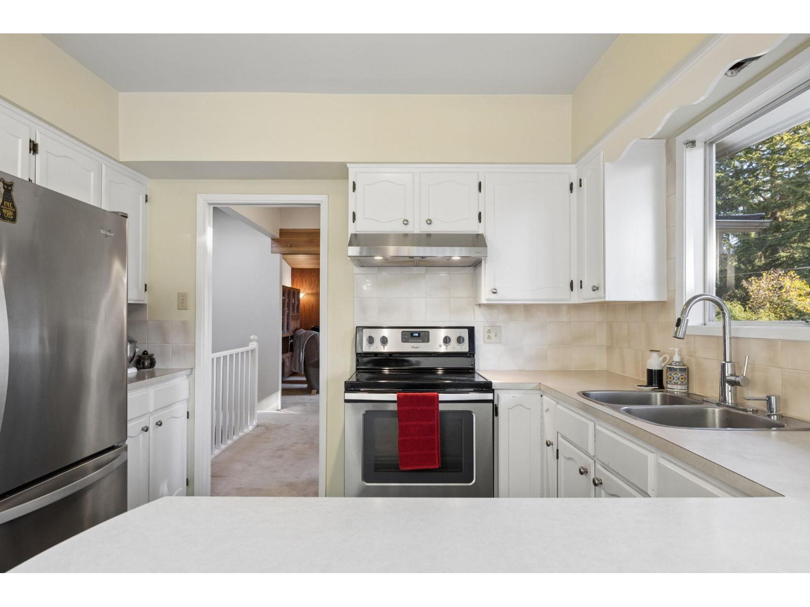 13645 Blackburn Avenue Property Photo 20