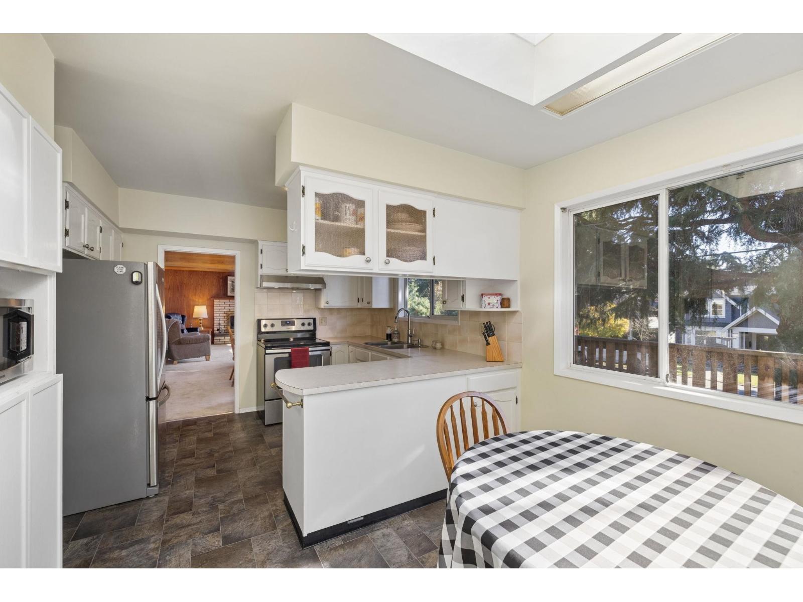 13645 Blackburn Avenue Property Photo 21