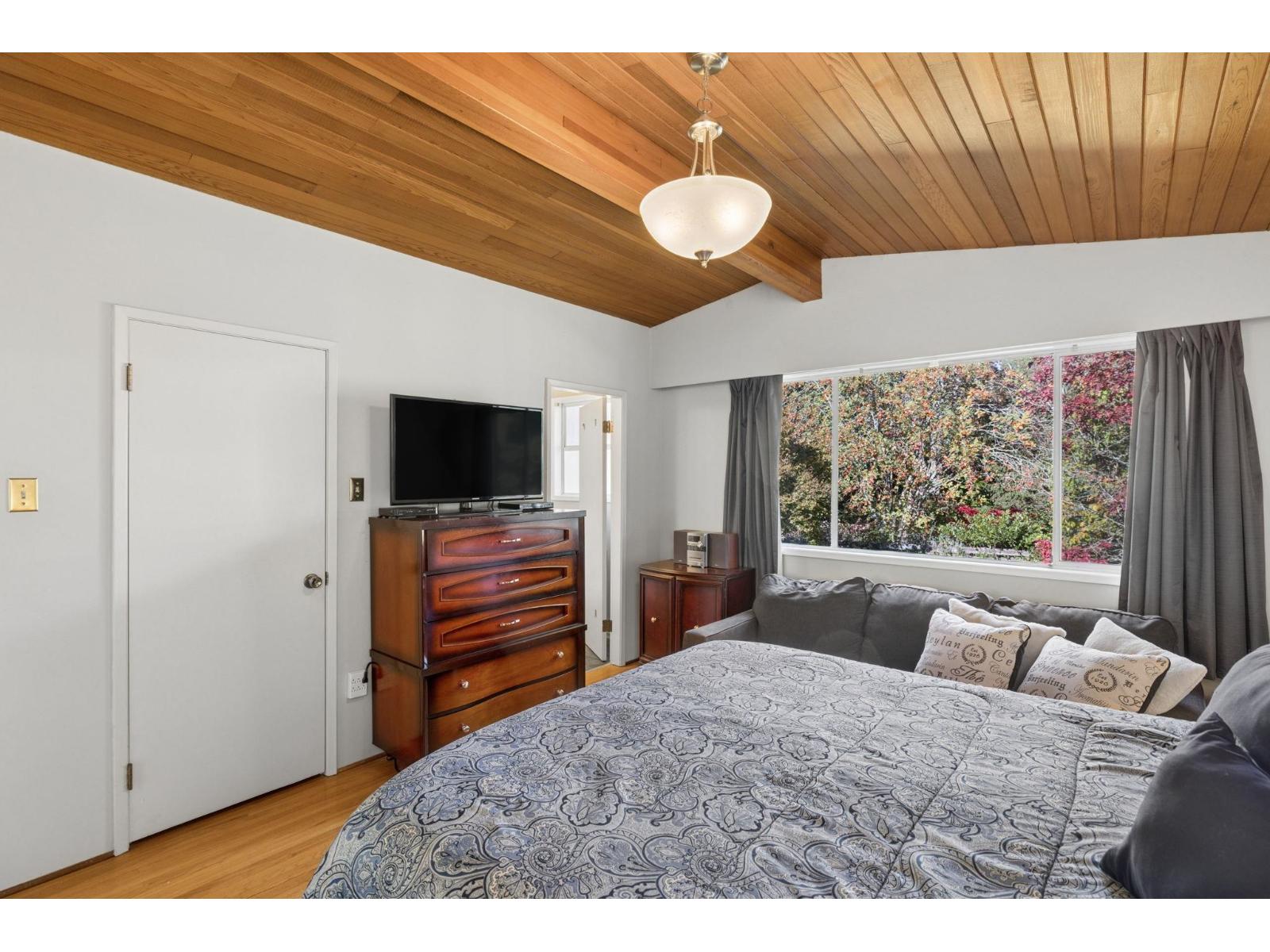 13645 Blackburn Avenue Property Photo 23