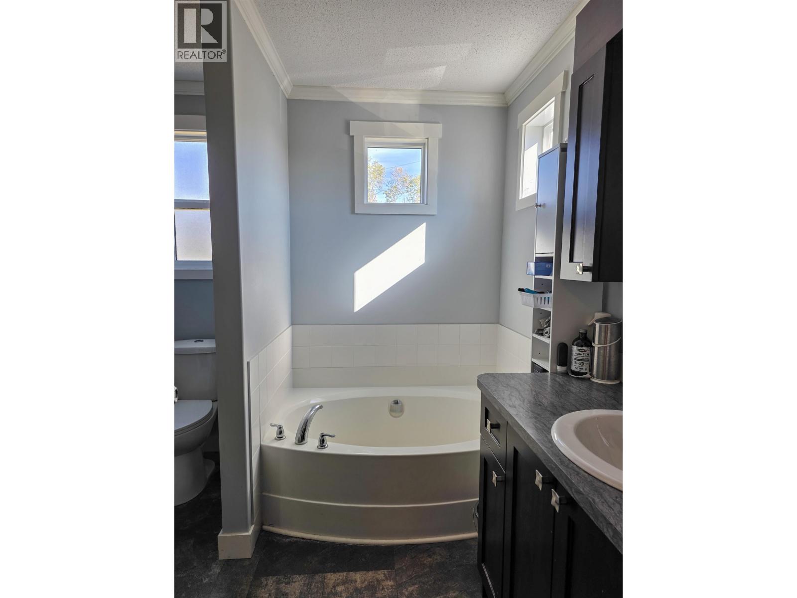 6380 Dawsons Lane Property Photo 15