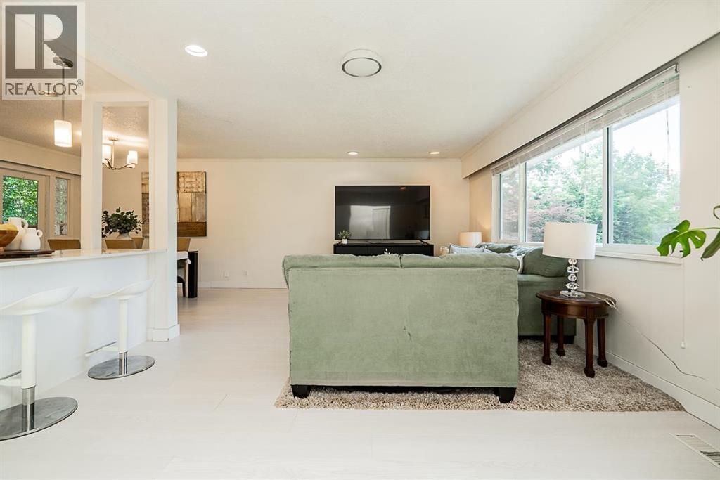 24084 102 Avenue Property Photo 13