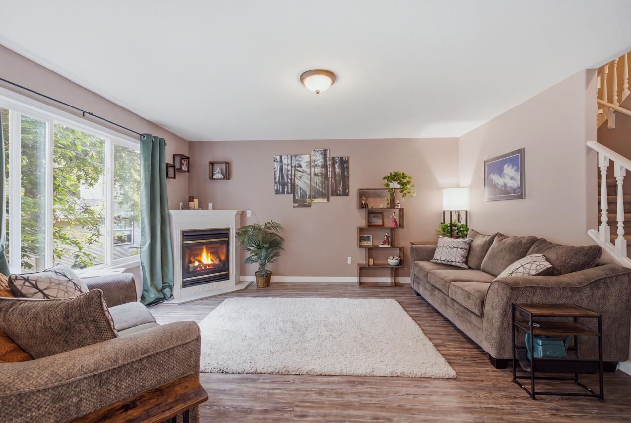 46360 Valleyview Road #2 Property Photo 4