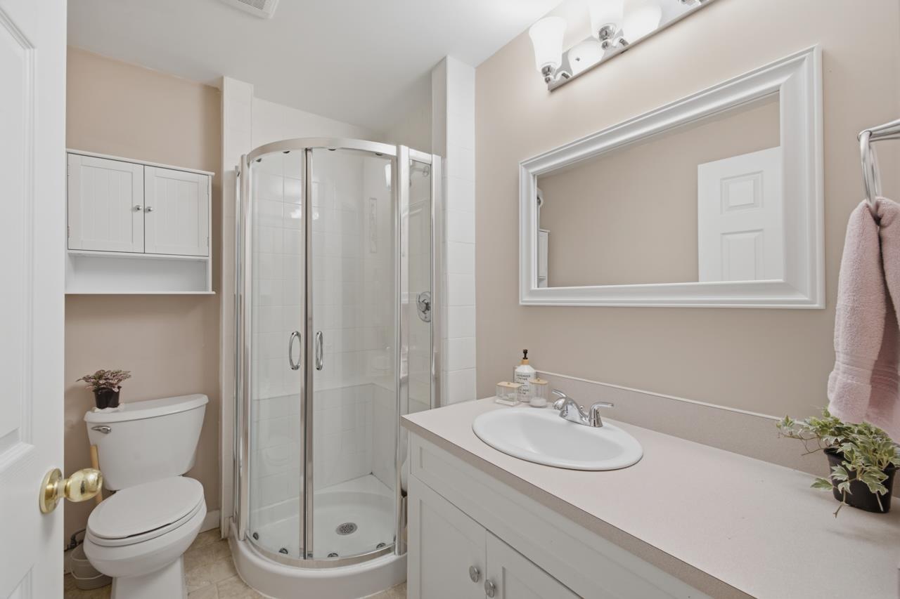 46360 Valleyview Road #2 Property Photo 23