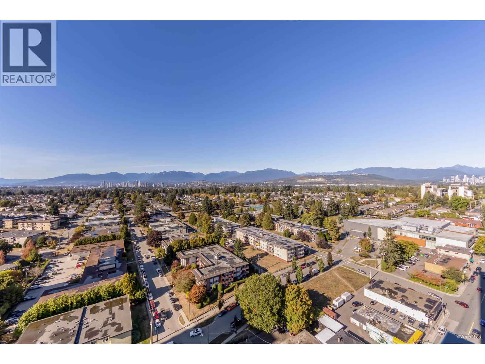 2211 7358 Edmonds Street Property Photo 4