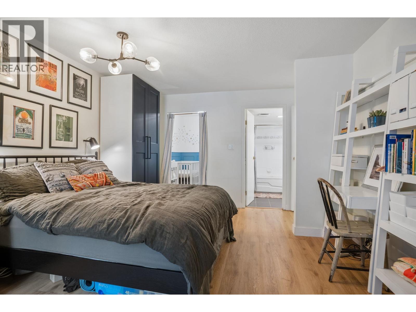 108 1655 Augusta Avenue Property Photo 16
