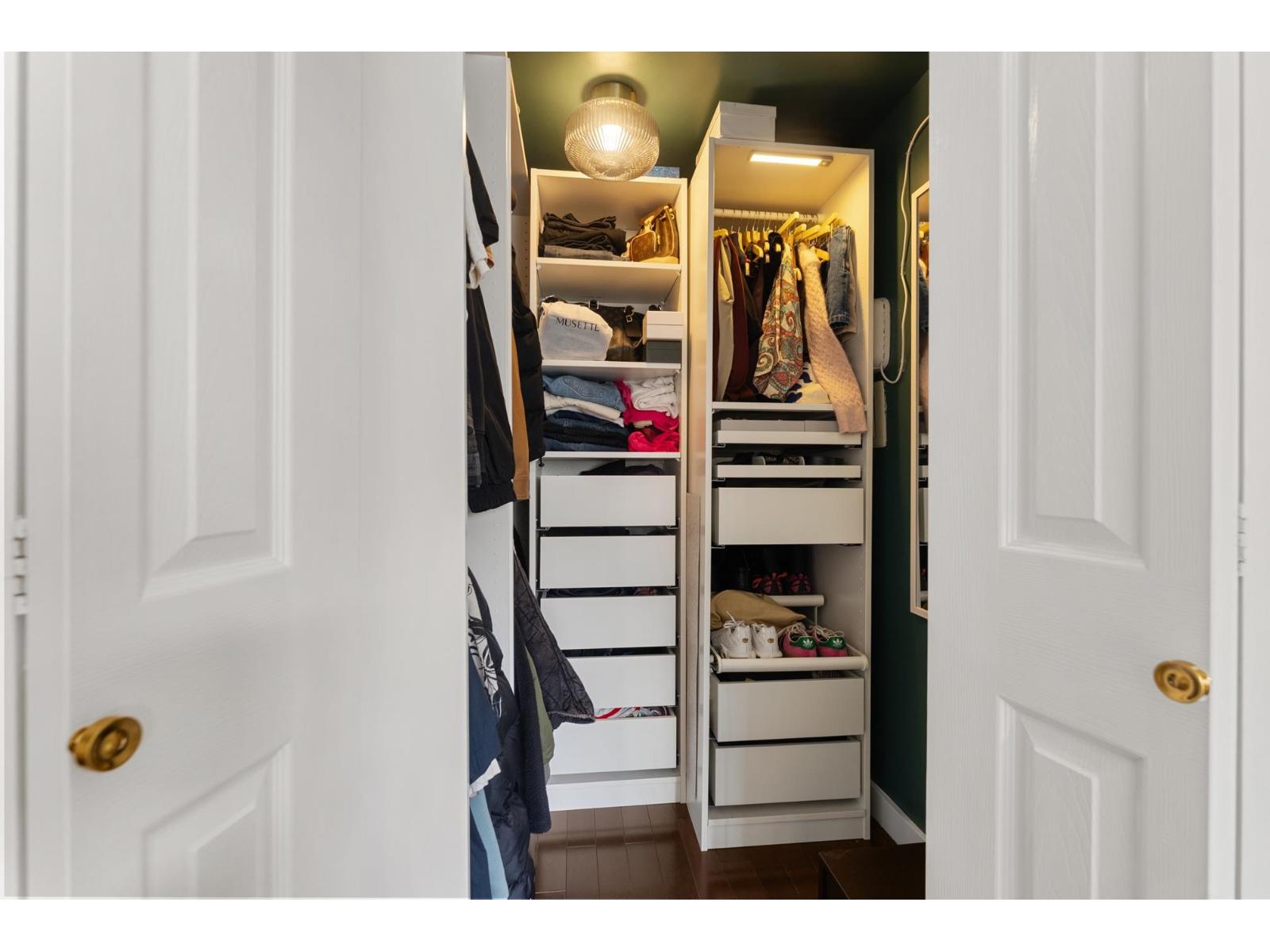 323 15268 105 Avenue Property Photo 22