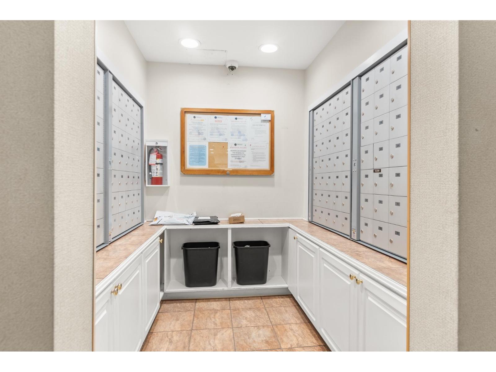 323 15268 105 Avenue Property Photo 26