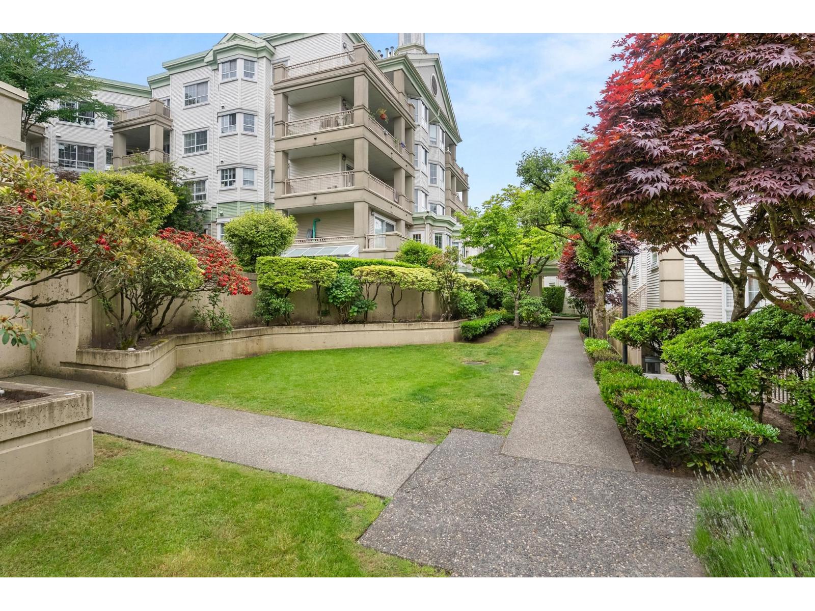 323 15268 105 Avenue Property Photo 35
