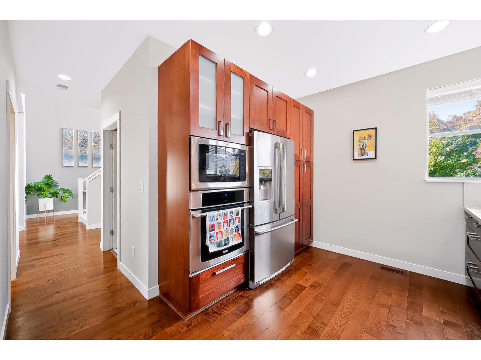 40 2603 162 Street Property Photo 13