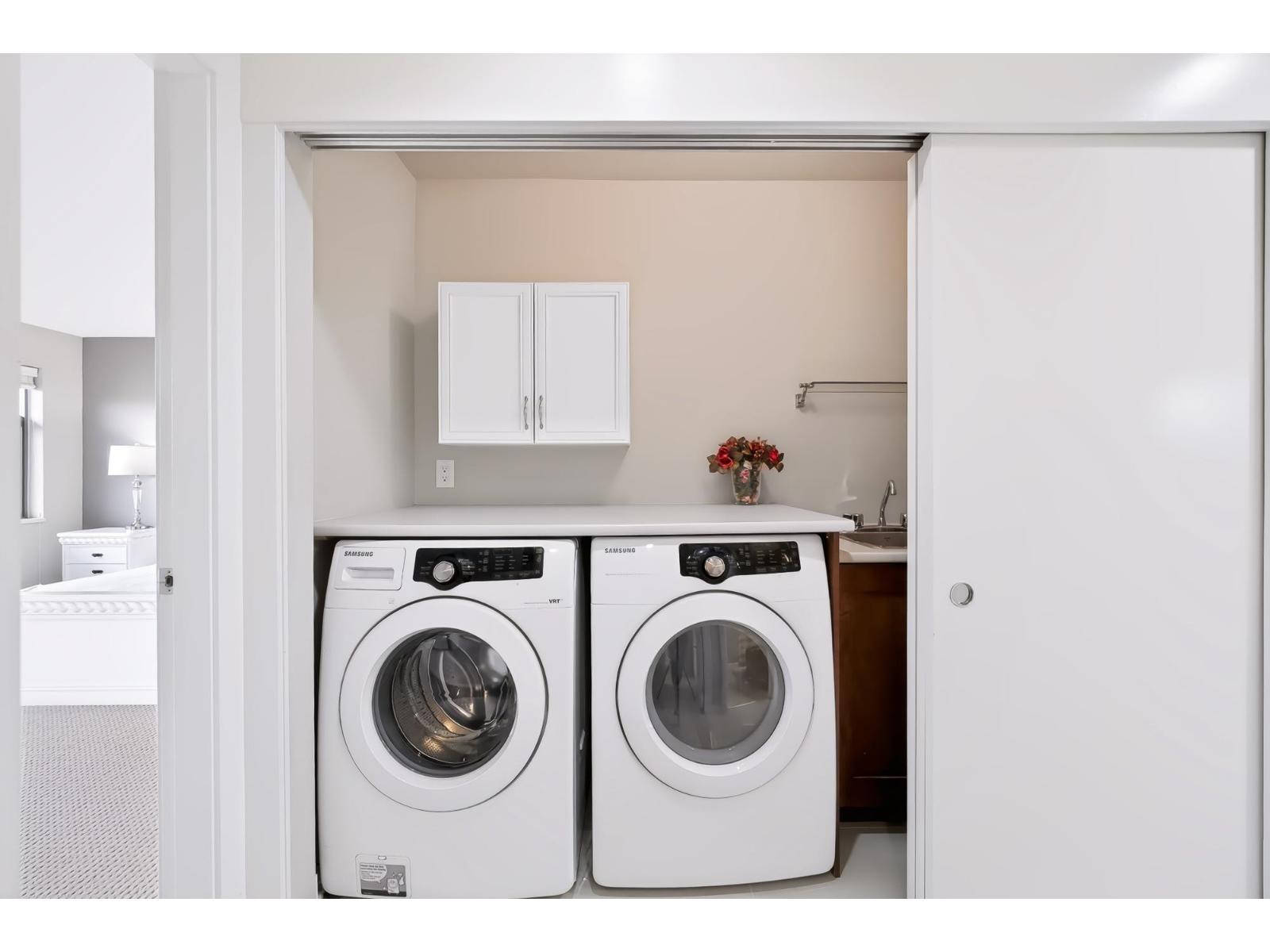 40 2603 162 Street Property Photo 26