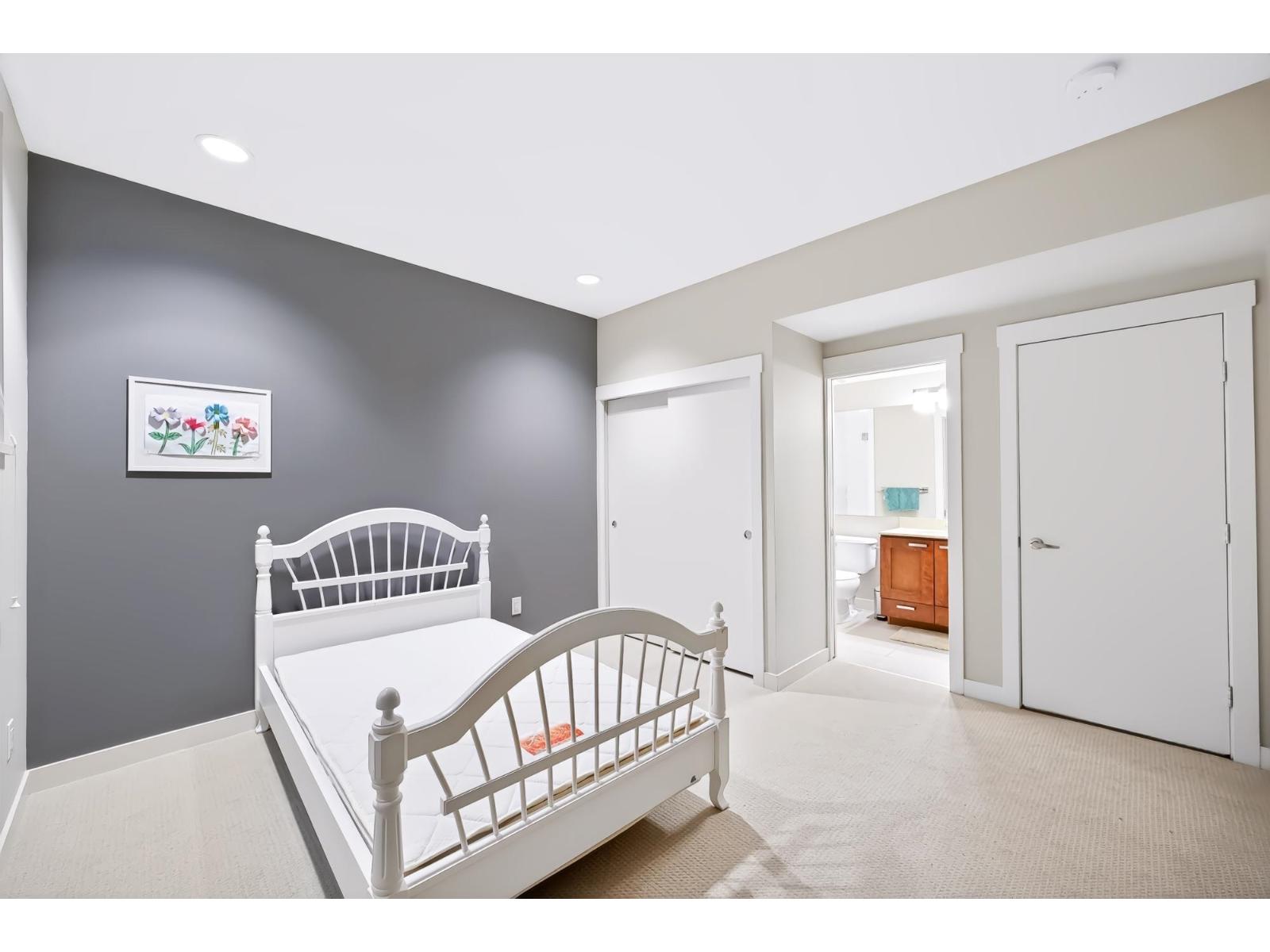 40 2603 162 Street Property Photo 30