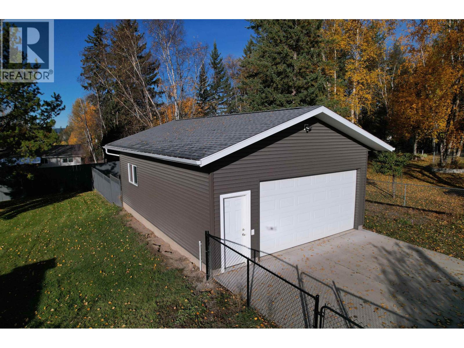 241 S Enemark Road Property Photo 6