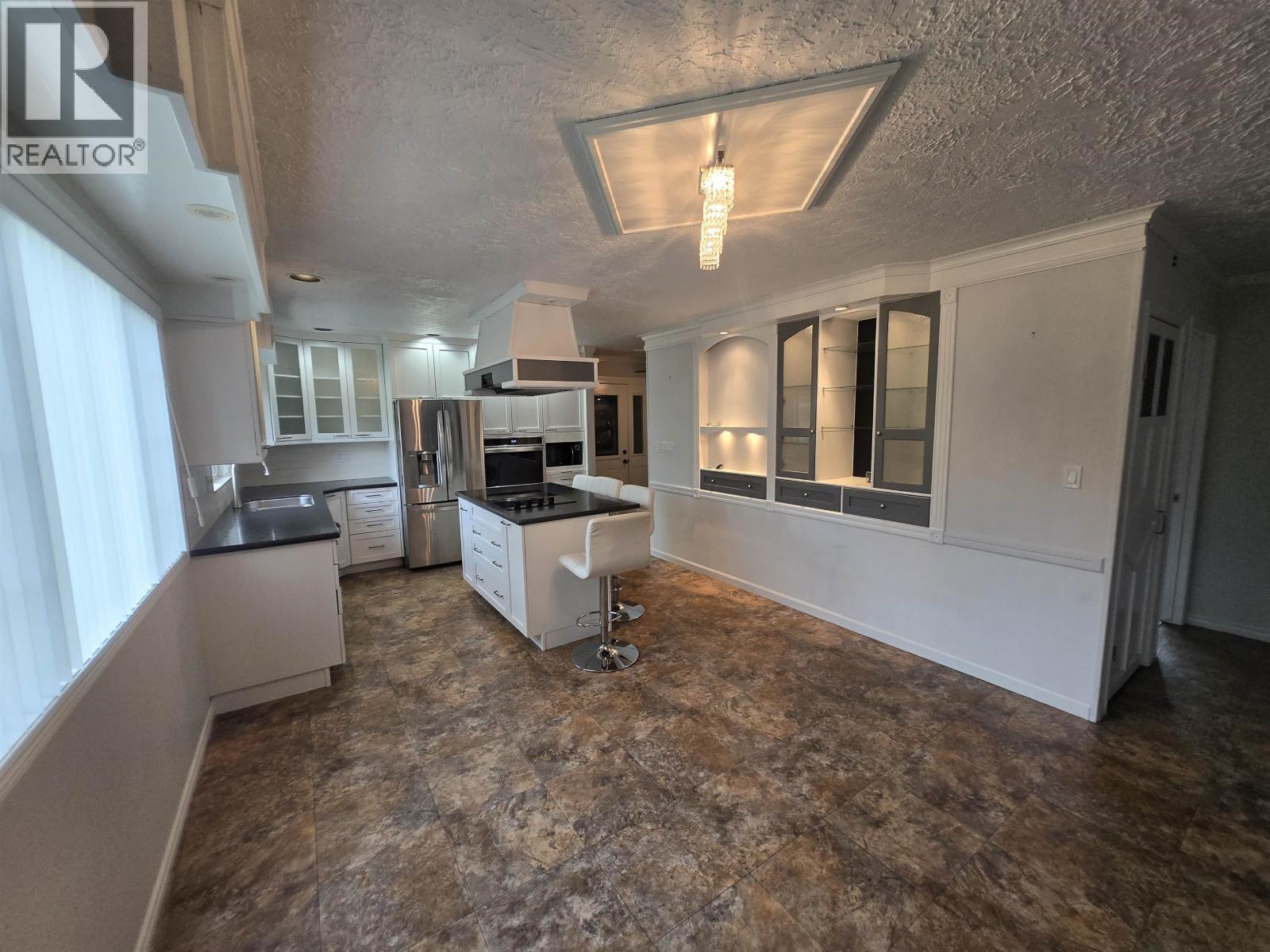 241 S Enemark Road Property Photo 13