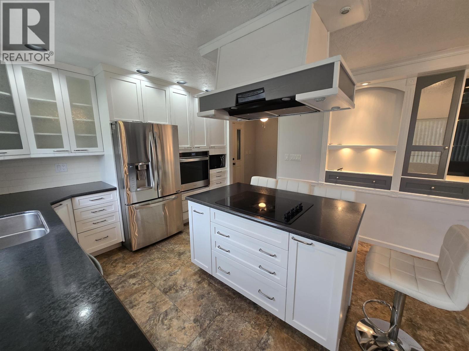 241 S Enemark Road Property Photo 15