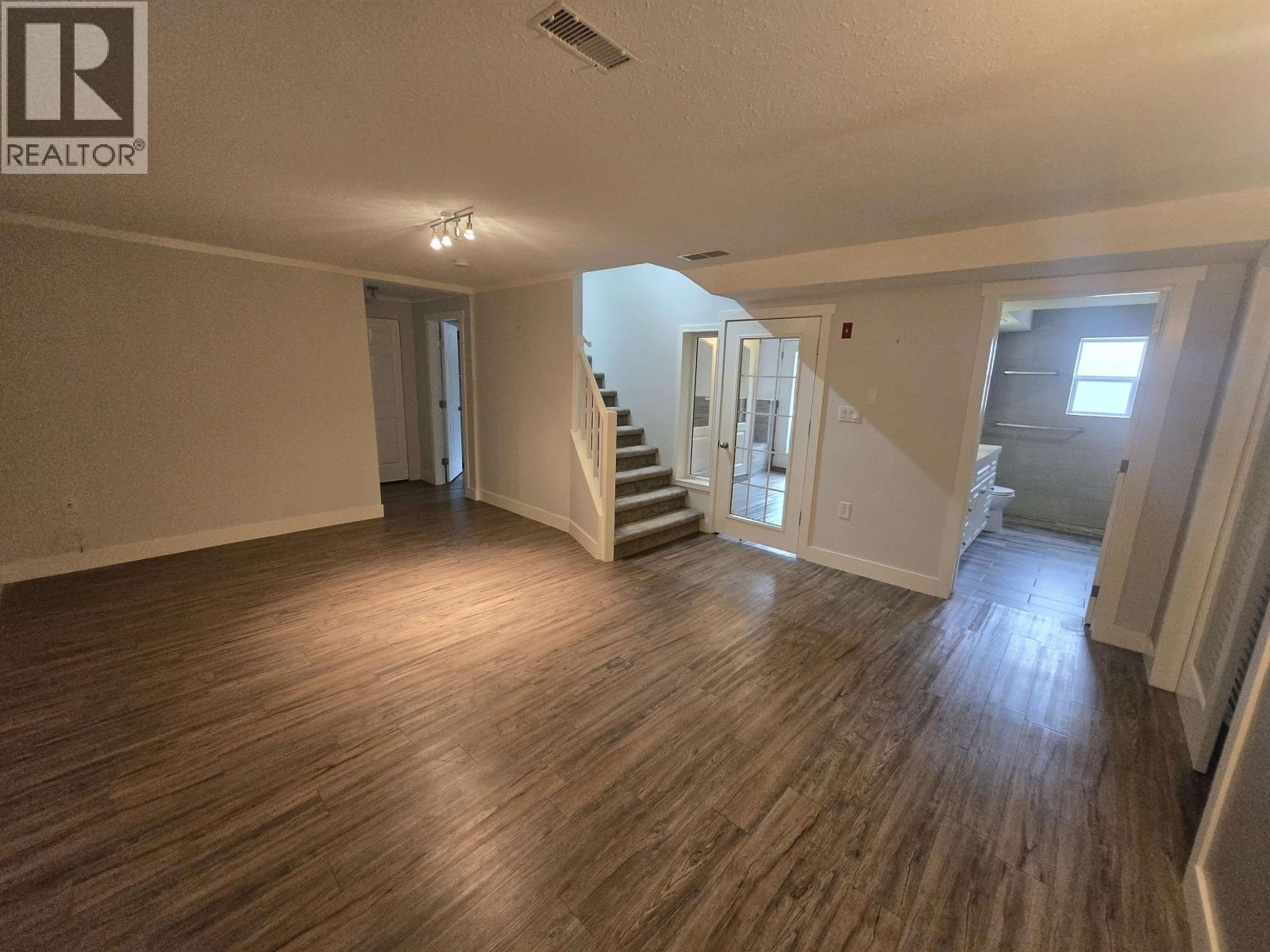 241 S Enemark Road Property Photo 25