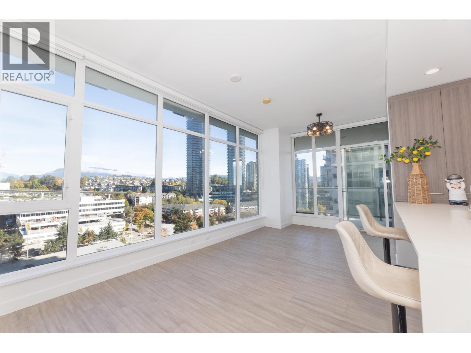 1206 2311 Beta Avenue Property Photo 5